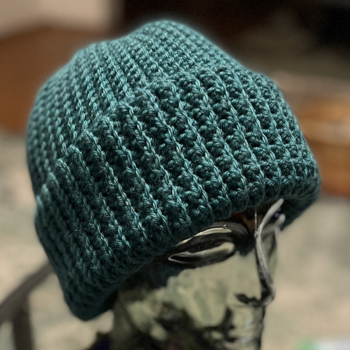 Please help! someone who has made beanies like this please tell me why