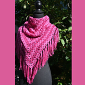 Crochet one for yourself and for your friends, a quick project, easy to memorize and fun for gifting