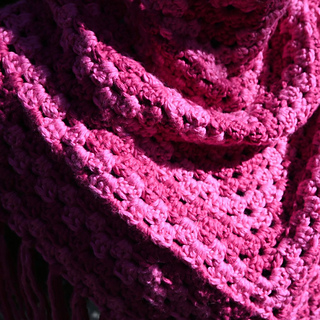 Contrasting colors can be done in solids or variegated, even in a tonal, so many Cumulus options, make it your own