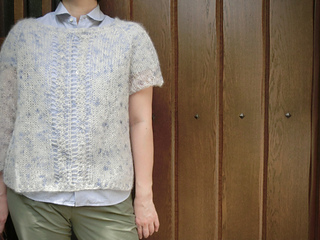 Short sleeves version with shirt