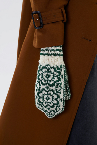 437-1 Vott med Appelsinarose - Rauma Garn