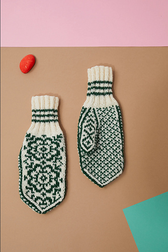 437-1 Vott med Appelsinarose - Rauma Garn