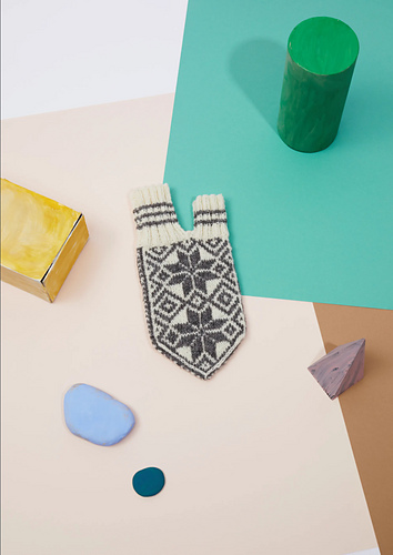 437-4 Dobbelvott med Åttebladsrose - Rauma Garn