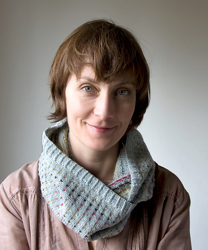 Minno Cowl - Megan Goodacre