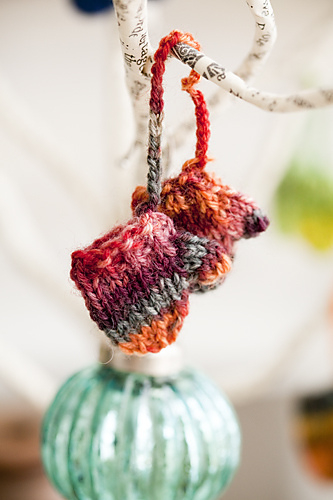 #13 Mitten Ornaments photo 1