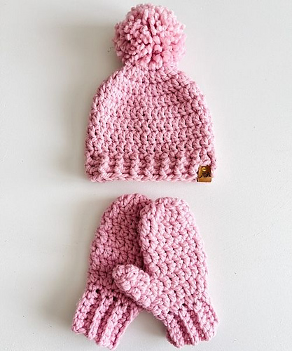 Beginner Bulky Mittens photo 9