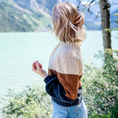 Rocky Mountain Colourblock Pullover photo 7
