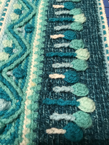Sophie loves Lilla Bjorn Winter Blanket photo 2