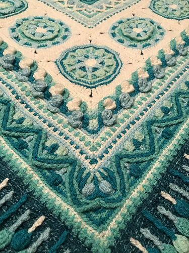 Sophie loves Lilla Bjorn Winter Blanket photo 1