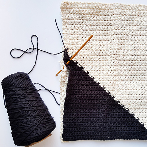 Ravelry Corner Dip Color Block Crochet Lumbar Pillow pattern by Erin Black