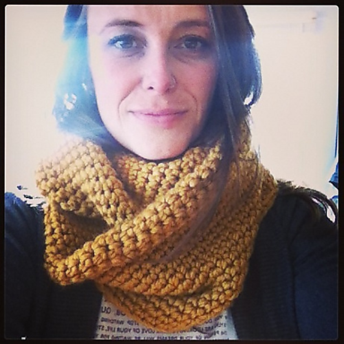 Too Easy Cowl photo 3
