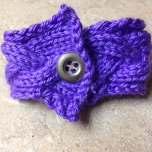 Glittering Knit Bracelet photo 2