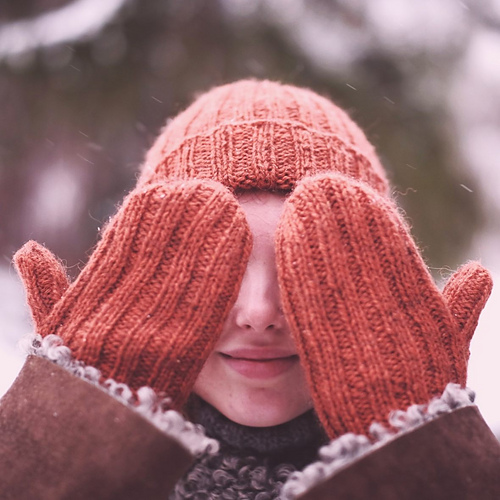Folklig - votter - bymommysgoneknittin