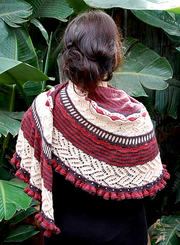 Ravelry: Moulin Rouge pattern by bunnymuff - Mona Zillah