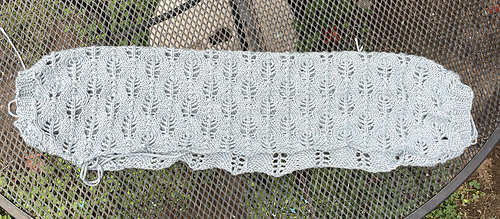 Sleeve ribbing complete.