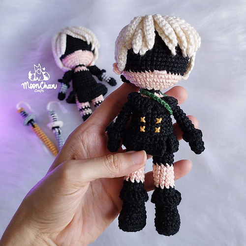 Ravelry: Automata 2B & 9S Amigurumi pattern by Regina Henn