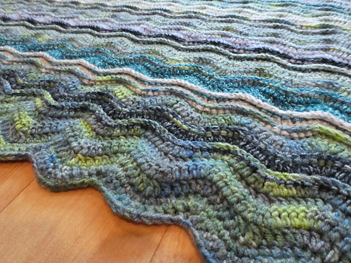 Post Stitch Ripple Blanket photo 2