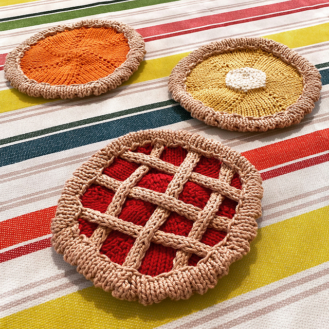 Ravelry Pie Potholders pattern by Patti Barrett