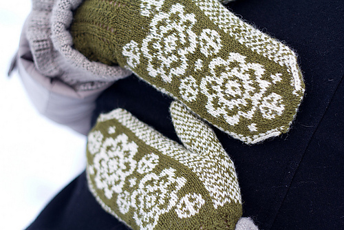 Daisy Mittens photo 4