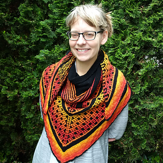 Stately Study Hall Knitted Shawl [FREE Knitting Pattern]