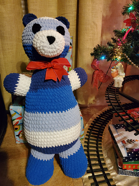 yarn teddy bear