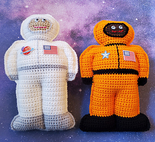 Astronaut Cuddler pattern
