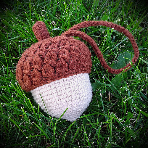Acorn Wristlet Pouch photo 4