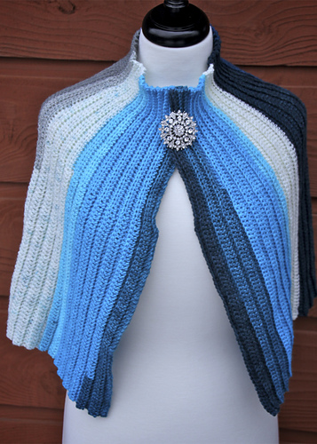Night on the Town Capelet photo 6