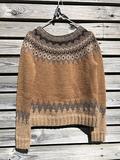 Ravelry: Von pattern by Ragnhildur 