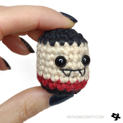 Ravelry: Vampire pattern by Natalina Craft