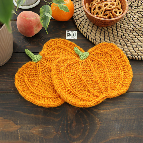 Knitted Pumpkin Coaster