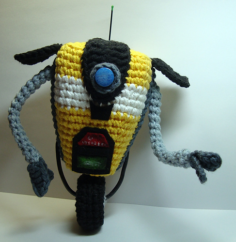 Borderlands - Claptrap (CL4P-T4P Steward Bot) Amigurumi photo 1