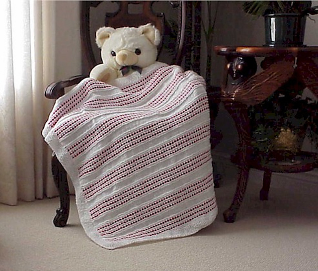 Ravelry baby s first christmas blanket pattern by nancy hearne