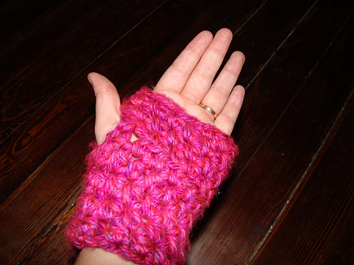 Super Bulky Fingerless Gloves photo 2