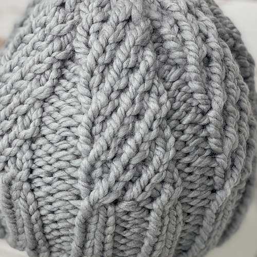 Ravelry Frosted Vineyard Cap pattern by Shelby Nichols