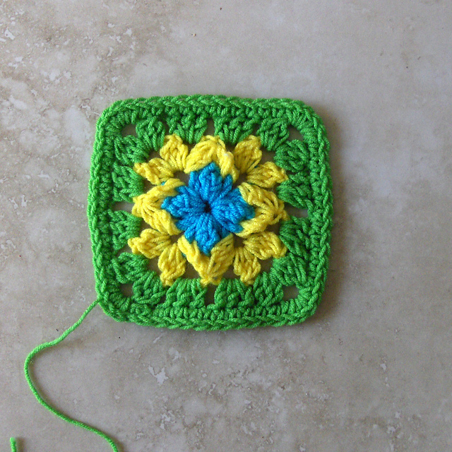 Granny Square 17