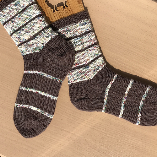 Ravelry: mani-mani pattern by Yucca