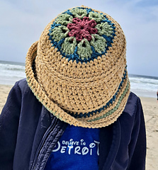 Child-size made with [Berroco] Remix Chunky(/yarns/brands/berroco) 