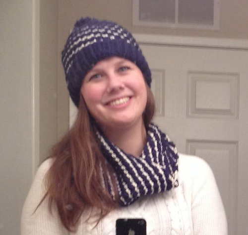 Edinburgh Hat and Cowl photo 1