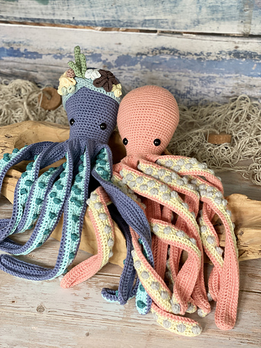 Ingrid the Octopus Amigurumi photo 5