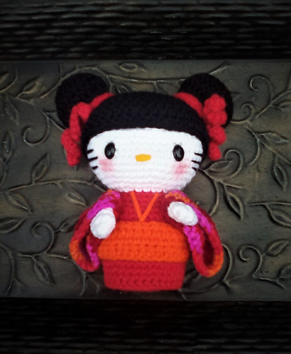 Hello Kitty Geisha - DelectableToppings