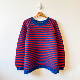 Size G with longer body and wider/longer sleeves.