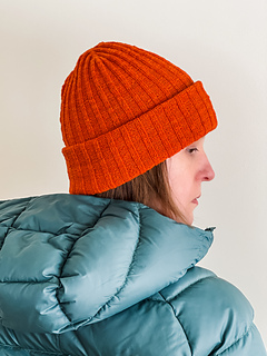 Summit 2+4 in Catskill Merino Lace in Clementine, size C on a 22 in (56 cm) head