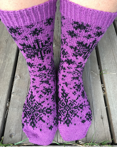 Ravelry: Arctic Blizzard pattern by Katrine Birkenwasser