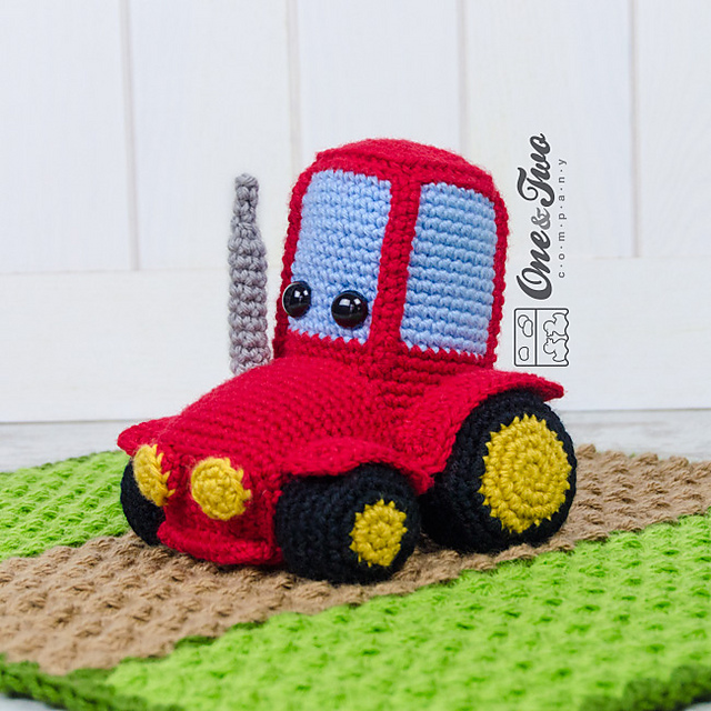 Ravelry Gus the Tractor Lovey pattern by Carolina Guzman