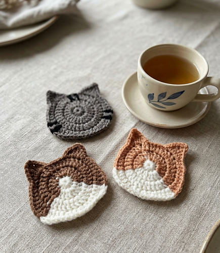 Cat Coaster / Face Motif