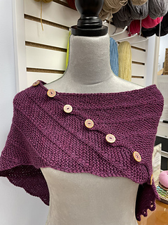 Only 6 buttons fastened