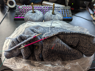 Screw sleeve Island.