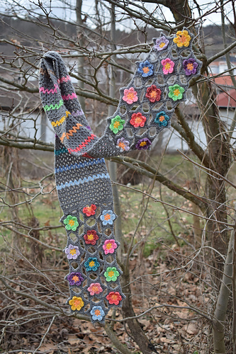 Fallen star scarf photo 6