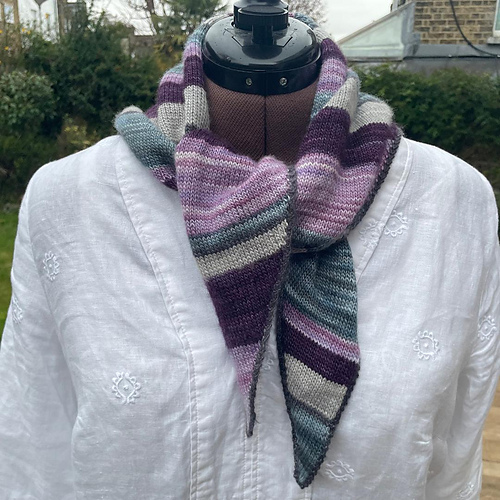 Half-and-half Triangle Scarf